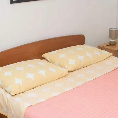 Center And Apartment Vodice